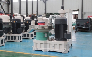 購買鋸末顆粒機(jī)開顆粒廠的朋友注意了！